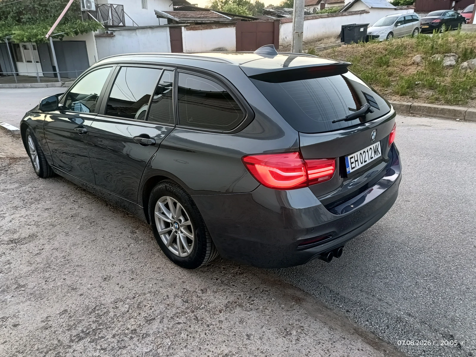 BMW 320 320d Xdrive, снимка 10 - Автомобили и джипове - 55888155