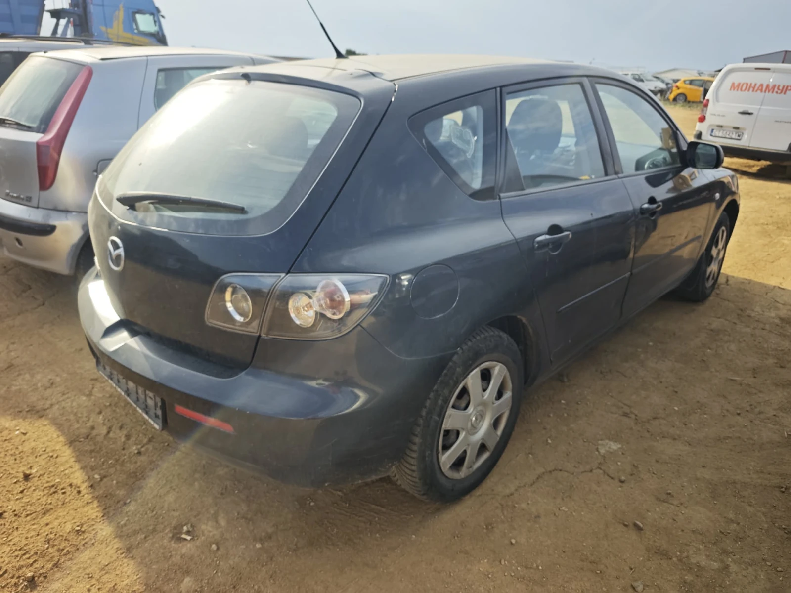 Mazda 3 1.4, снимка 4 - Автомобили и джипове - 55934127