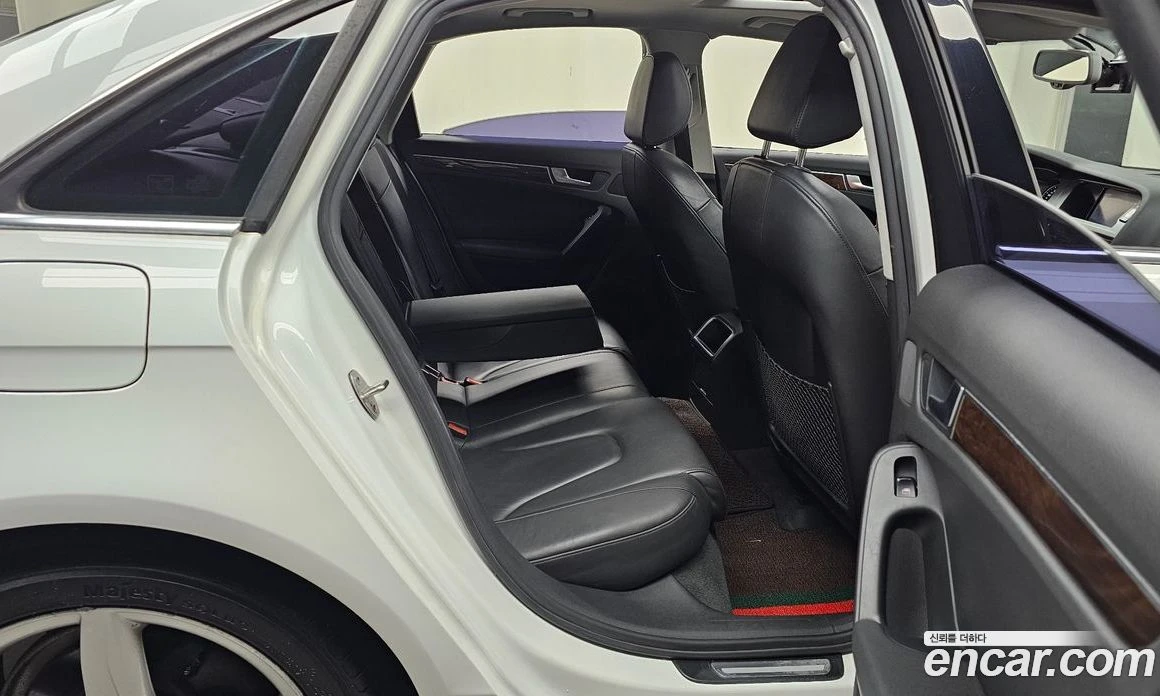 Audi A4 2.0 TFSI Quattro Dynamic B8, снимка 12 - Автомобили и джипове - 56122192