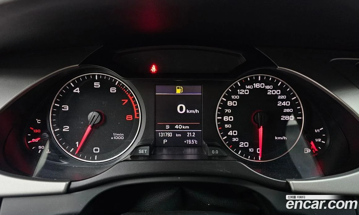 Audi A4 2.0 TFSI Quattro Dynamic B8, снимка 8 - Автомобили и джипове - 56122192
