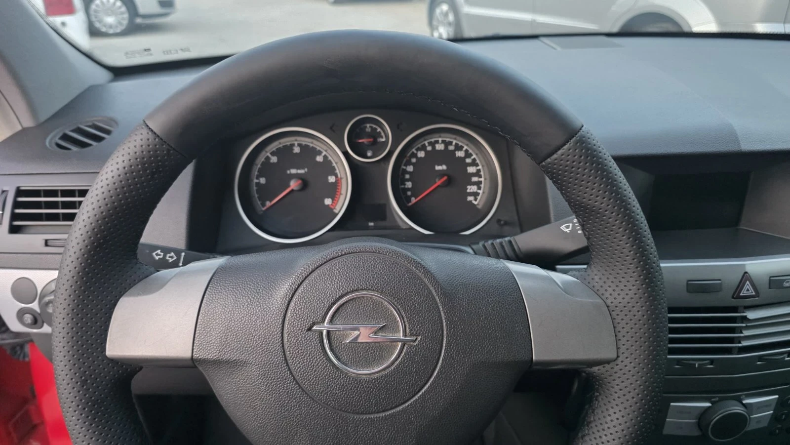Opel Astra 1.7CDTI ЛИЗИНГ , снимка 15 - Автомобили и джипове - 56176511
