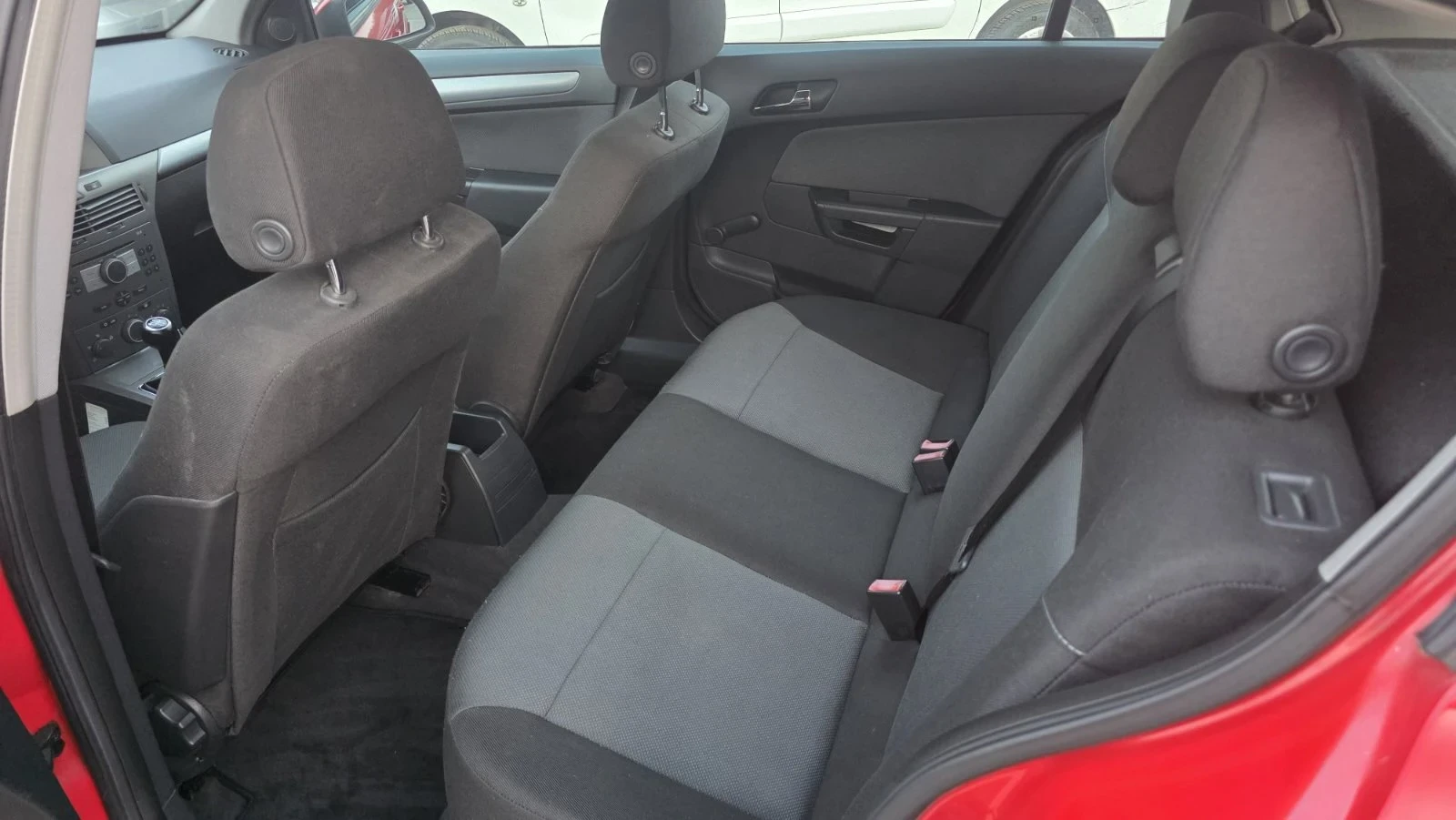 Opel Astra 1.7CDTI ЛИЗИНГ , снимка 13 - Автомобили и джипове - 56176511