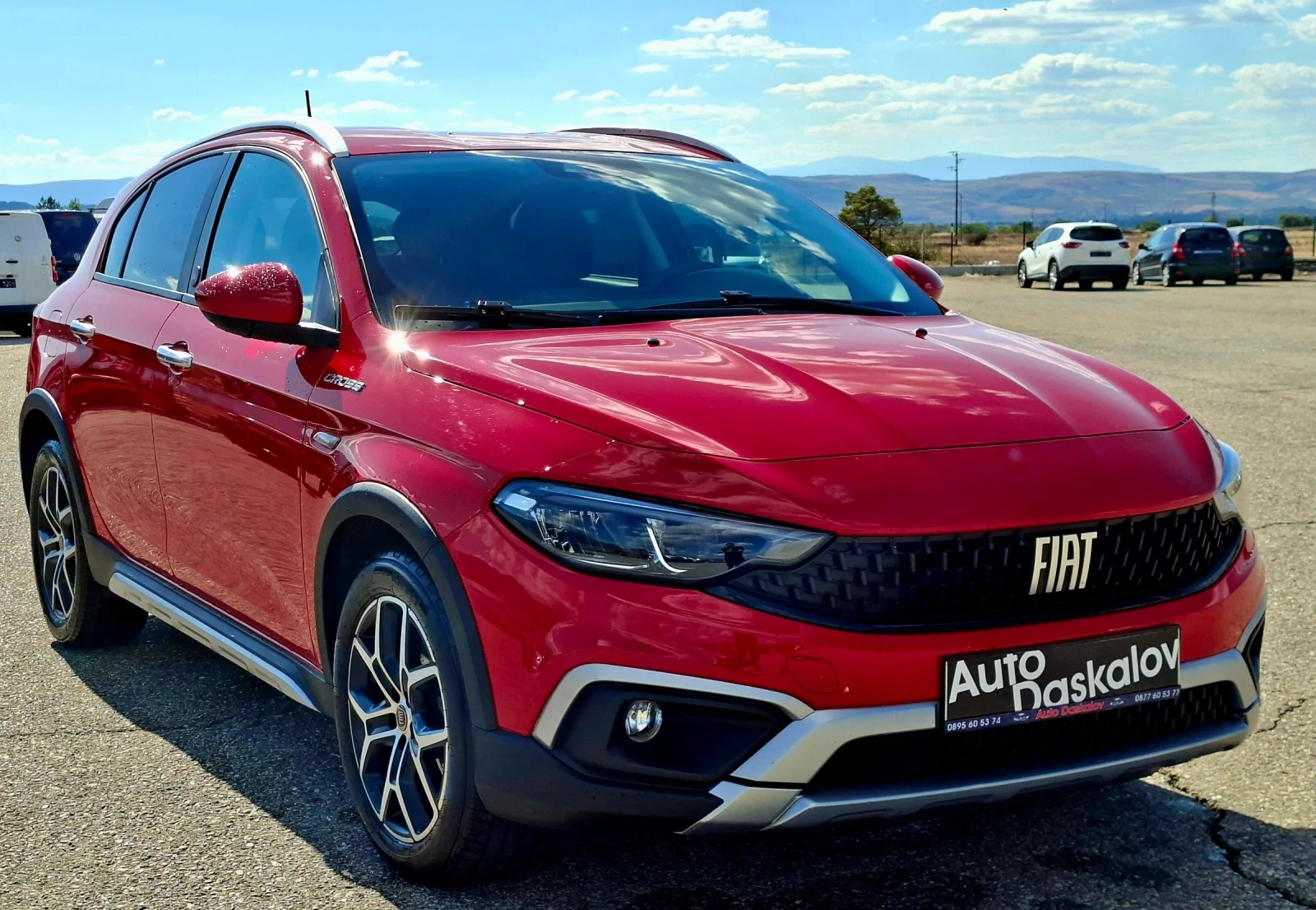 Fiat Tipo 1, 5 i CROSS HIBRID, снимка 2 - Автомобили и джипове - 56259492