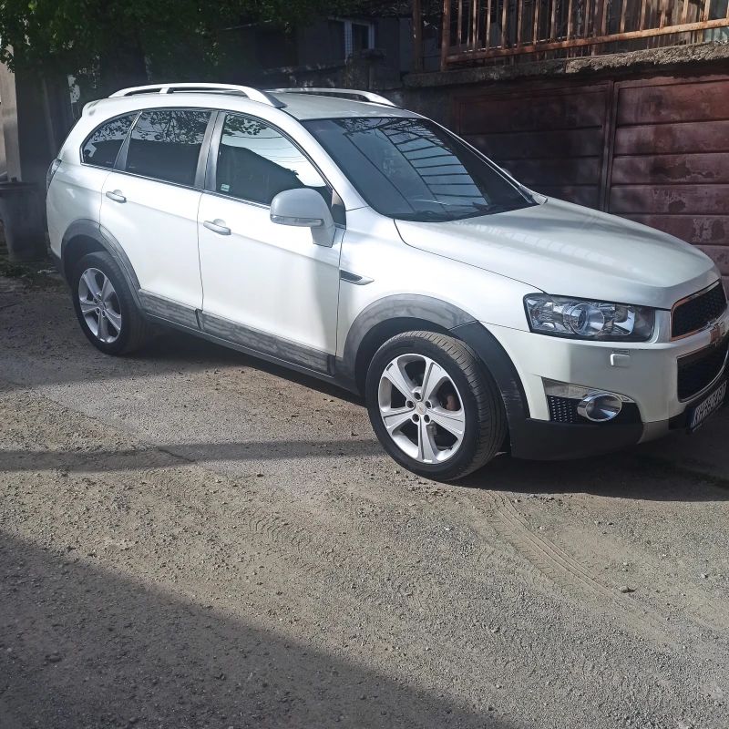 Chevrolet Captiva, снимка 2 - Автомобили и джипове - 47073392