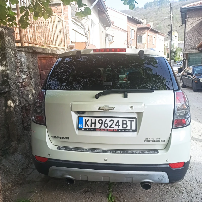 Chevrolet Captiva, снимка 3 - Автомобили и джипове - 47073392