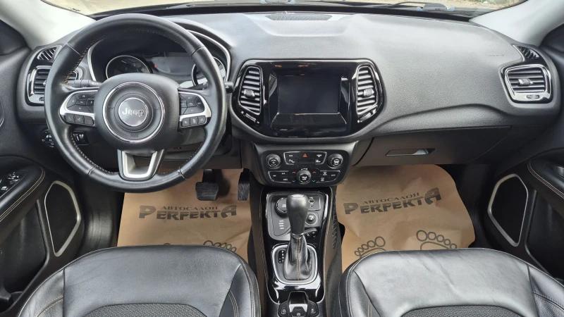 Jeep Compass 2.0 диз 150к.с.Автомат, снимка 11 - Автомобили и джипове - 51921217