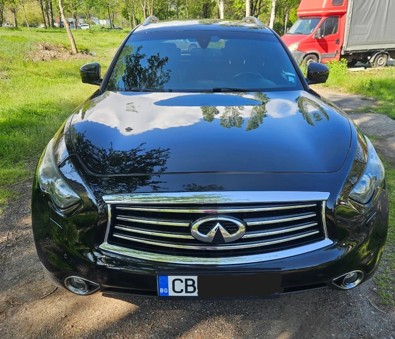 Infiniti QX70 3, 7 AWD-SPORT Швейцария, снимка 3 - Автомобили и джипове - 52122483
