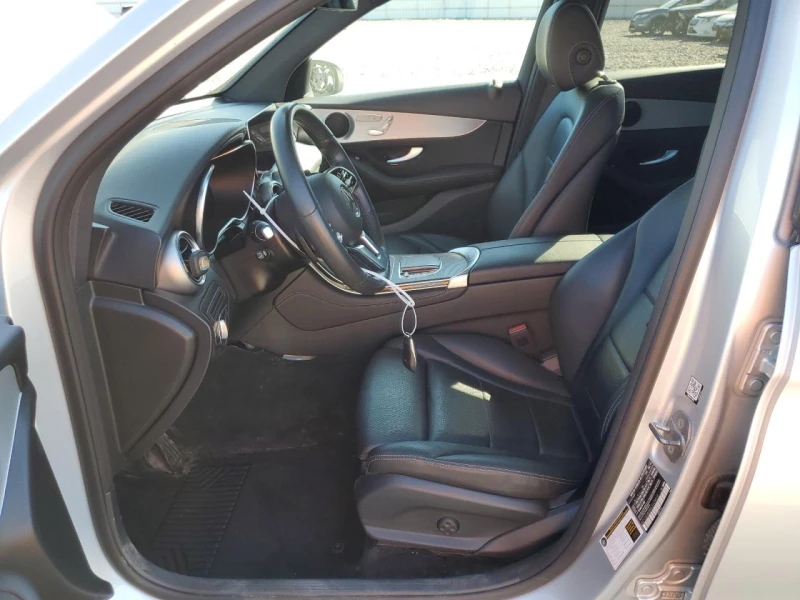Mercedes-Benz GLC 300 4Matic* , снимка 7 - Автомобили и джипове - 52414180