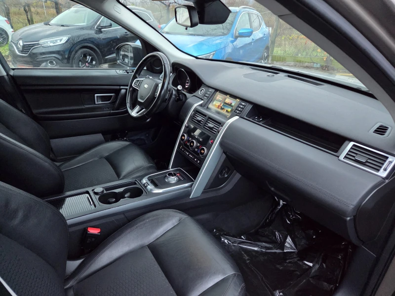 Land Rover Discovery Sport 2.0 D  AWD * * PURE* * NAVI * * AVTOMATIK* * * , снимка 10 - Автомобили и джипове - 52576966