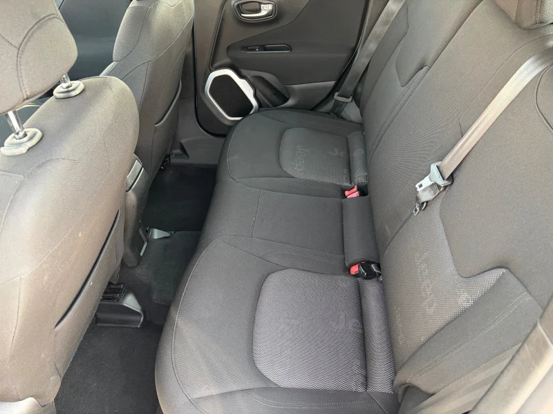 Jeep Renegade 1.6mjt-120k.c. LIMITED, 2wd, снимка 13 - Автомобили и джипове - 53340691