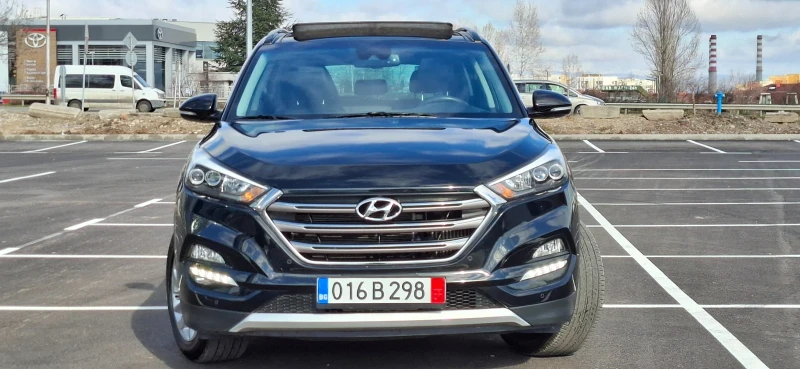 Hyundai Tucson 1.6 Turbo Vertex Full Led Панорама Като Нова!!!, снимка 2 - Автомобили и джипове - 53523658