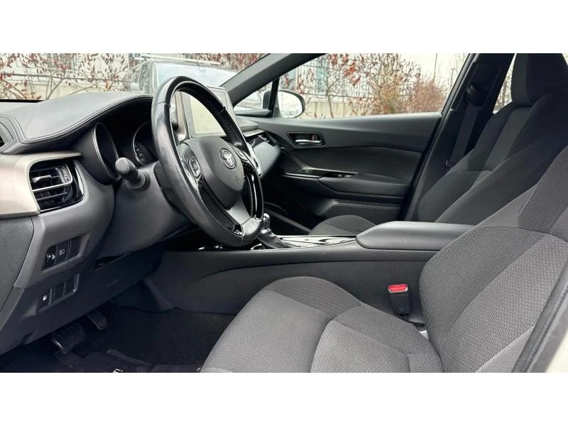 Toyota C-HR 1.8HSD Club, снимка 12 - Автомобили и джипове - 48204400