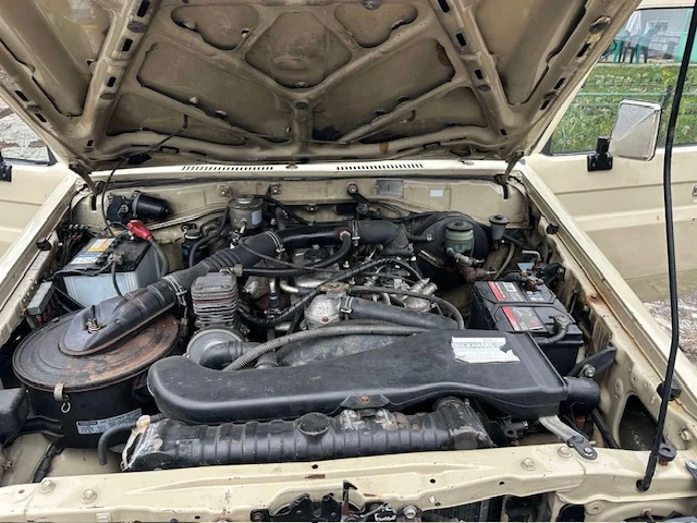 Toyota Land cruiser BJ70, снимка 8 - Автомобили и джипове - 52962020