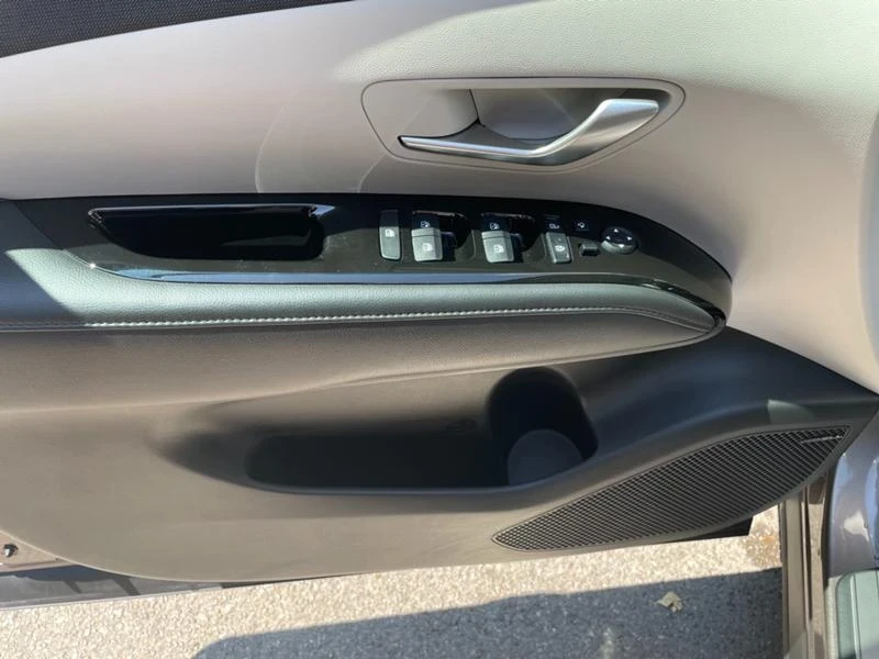 Hyundai Tucson Premium Hybrid 1.6 AWD 231hp, снимка 12 - Автомобили и джипове - 53926770