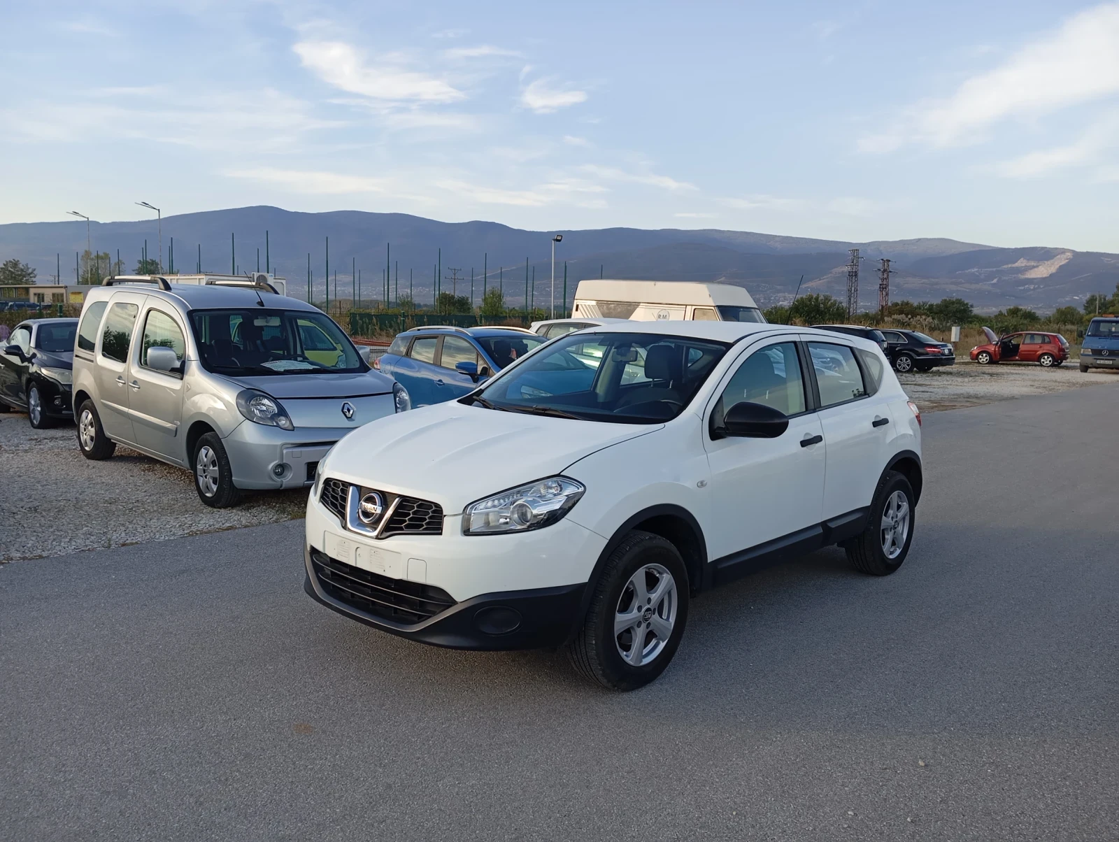 Nissan Qashqai 1.6 Газ -бензин - изображение 9