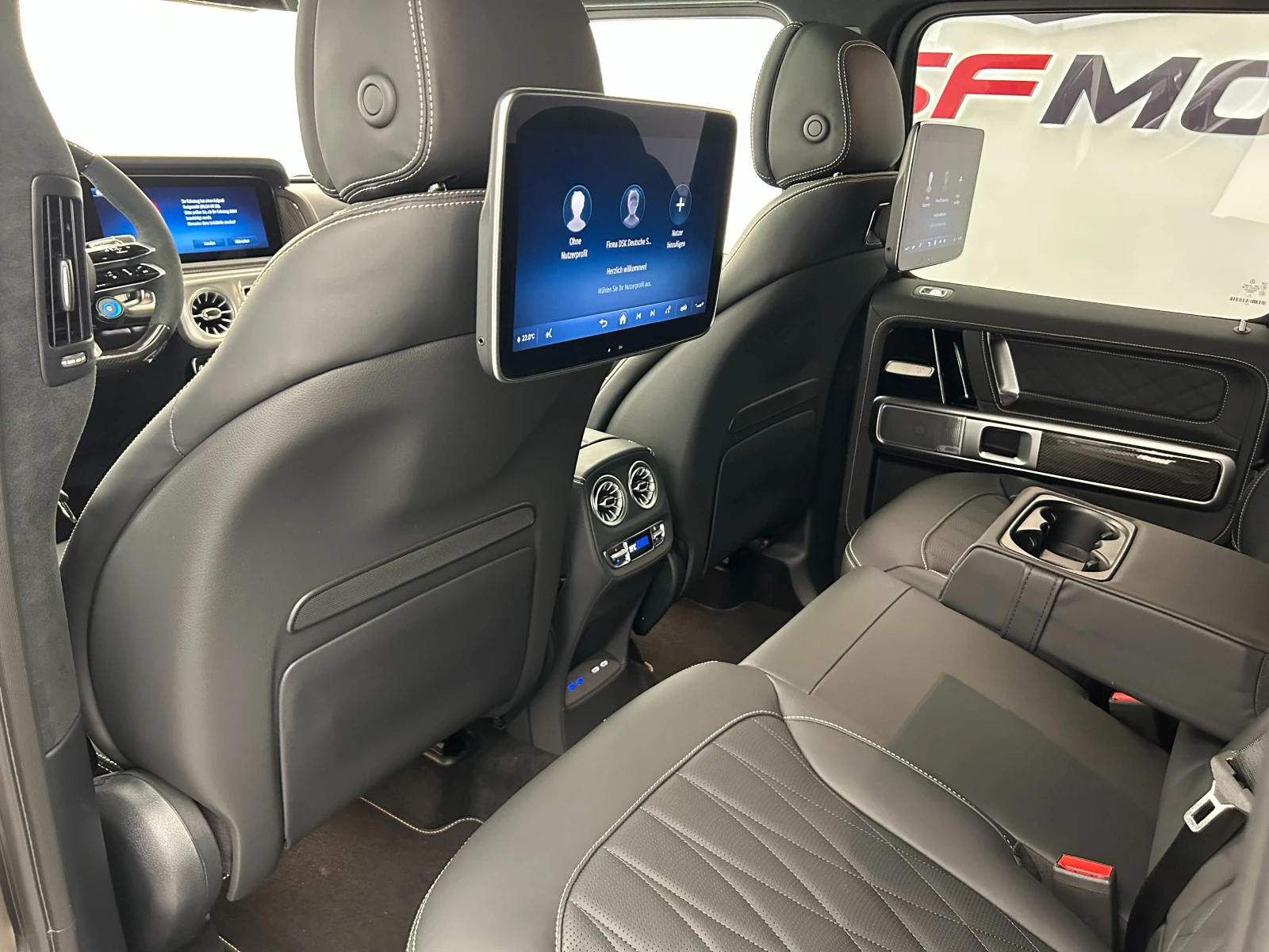 Mercedes-Benz G 63 AMG MANUFAKTUR  - изображение 9
