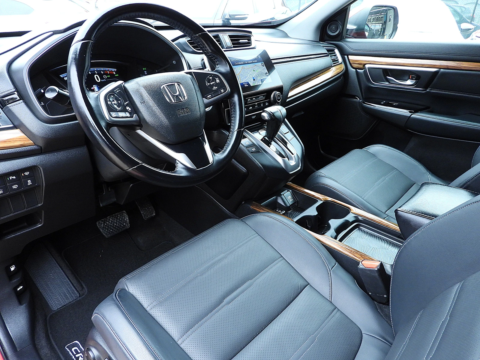 Honda Cr-v 1.5ШВЕЙЦАРИЯ-ДИСТРОНИК/7места/КОЖА/LANE ASSIST/4x4 - изображение 9