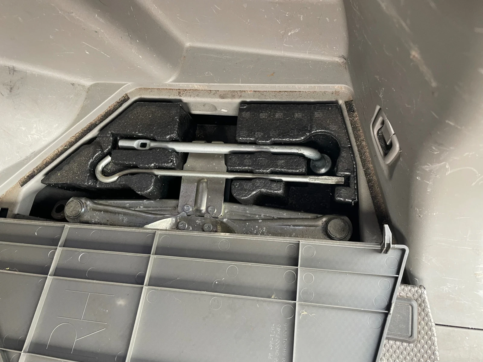 Nissan X-trail Nissan X-Trail, 2005, Benziner 2, 5 l, Allrad Пано, снимка 13 - Автомобили и джипове - 53786392