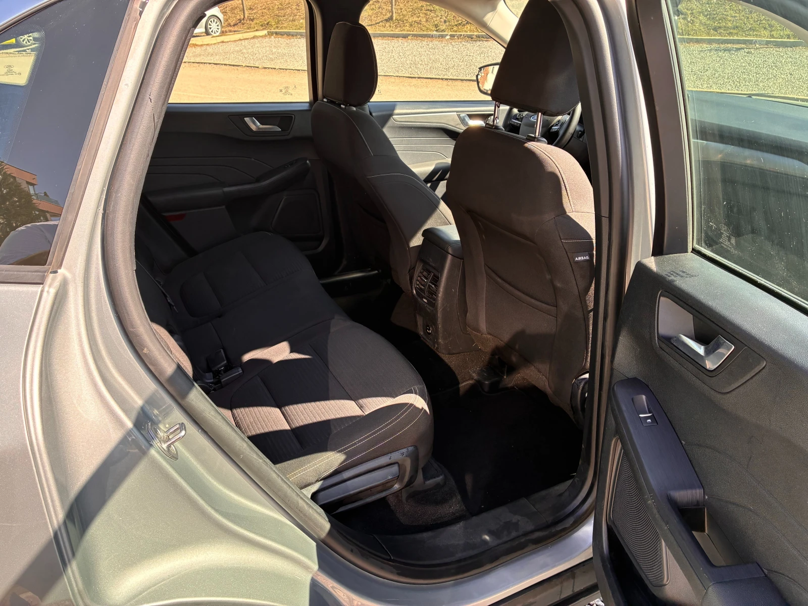 Ford Kuga 2.5 190 Хибрид Aвтомат TITANIUM, снимка 17 - Автомобили и джипове - 54044023