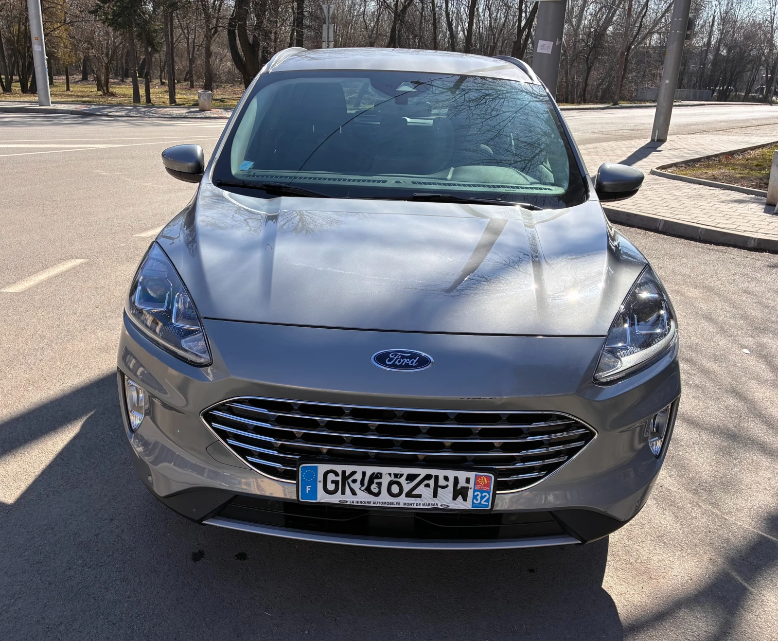 Ford Kuga 2.5 190 Хибрид Aвтомат TITANIUM, снимка 2 - Автомобили и джипове - 54044023