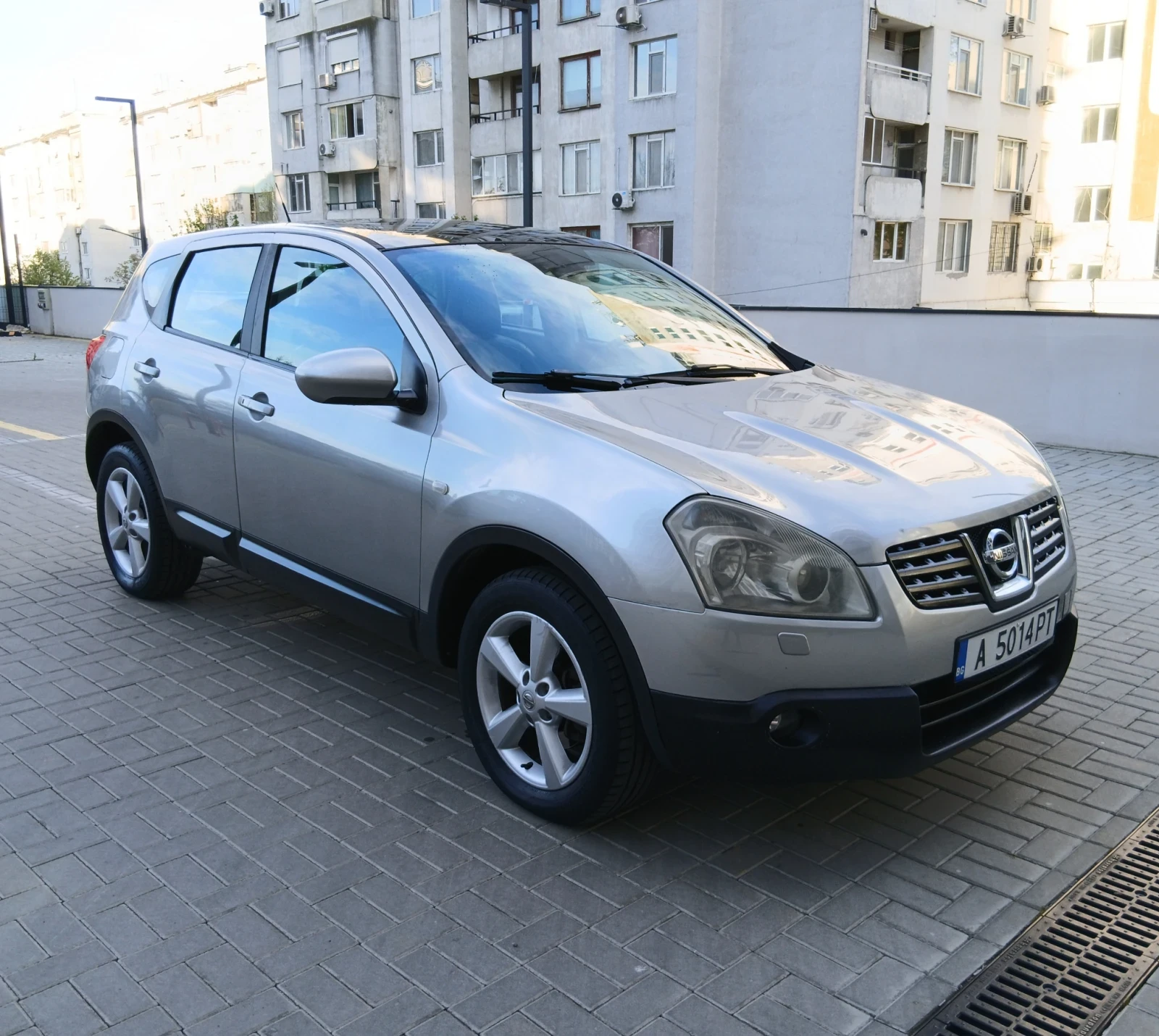 Nissan Qashqai AVTOMAT, снимка 5 - Автомобили и джипове - 54358492