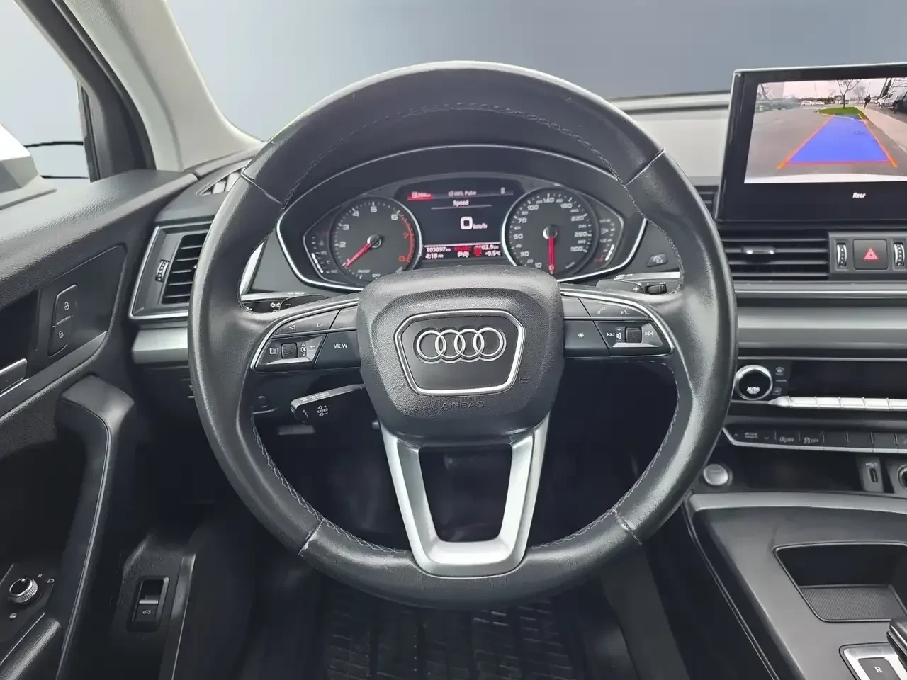 Audi Q5 2.0 TFSI QUATTRO CAM LED FACELIFT CARPLAY PREMIUM, снимка 9 - Автомобили и джипове - 54415878