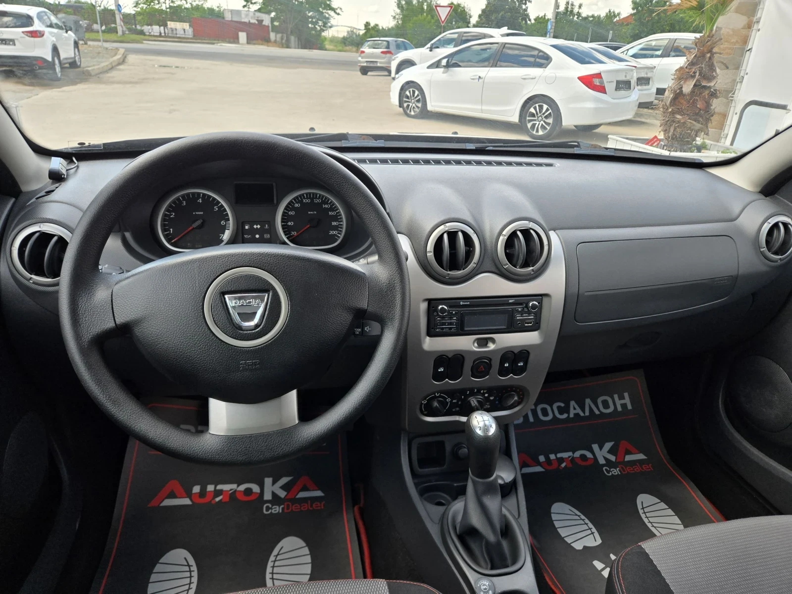 Dacia Duster 1.6i-105кс= ФАБРИЧНА ГАЗ= КЛИМАТИК= EURO 5B, снимка 11 - Автомобили и джипове - 54891841