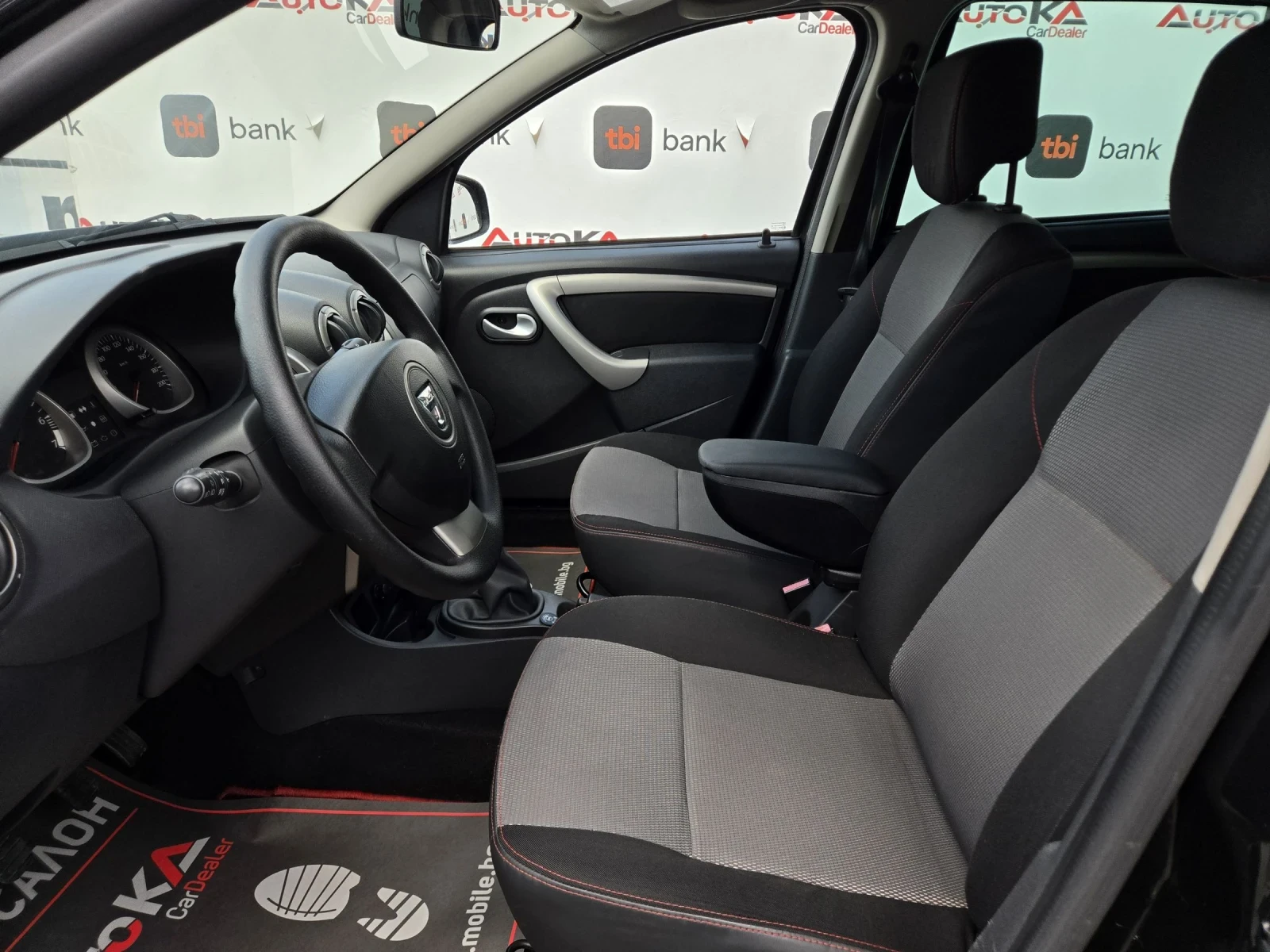 Dacia Duster 1.6i-105кс= ФАБРИЧНА ГАЗ= КЛИМАТИК= EURO 5B, снимка 7 - Автомобили и джипове - 54891841