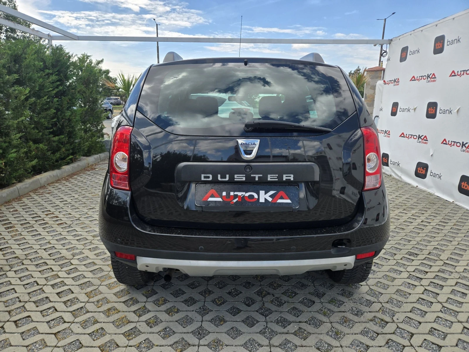 Dacia Duster 1.6i-105кс= ФАБРИЧНА ГАЗ= КЛИМАТИК= EURO 5B, снимка 4 - Автомобили и джипове - 54891841
