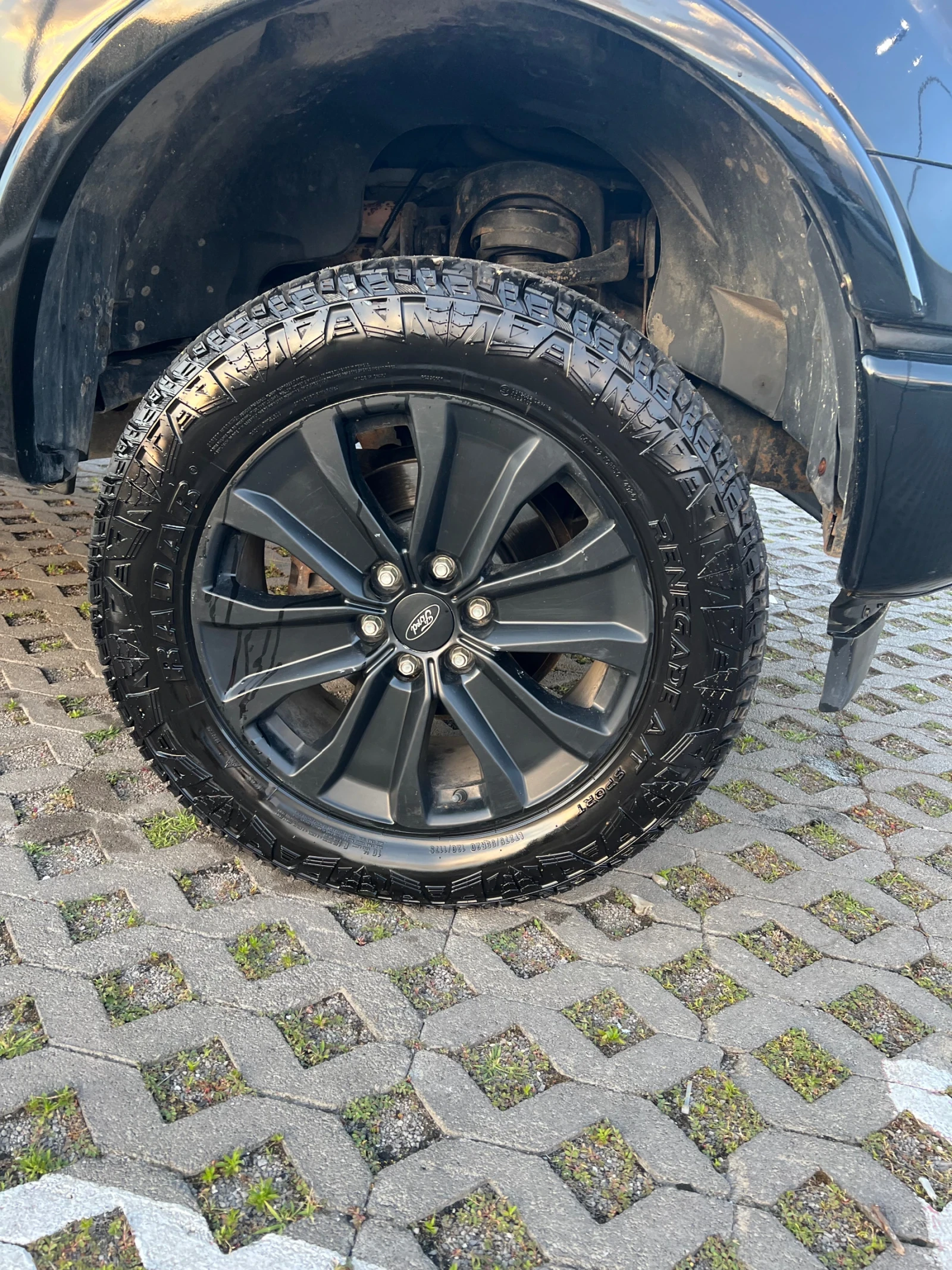 Ford F150 Lariat, снимка 11 - Автомобили и джипове - 54931538