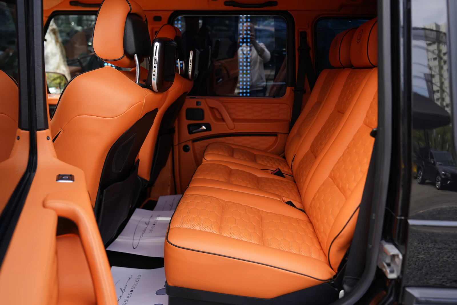 Mercedes-Benz G 63 AMG BRABUS Mod. 2022, снимка 11 - Автомобили и джипове - 55202082