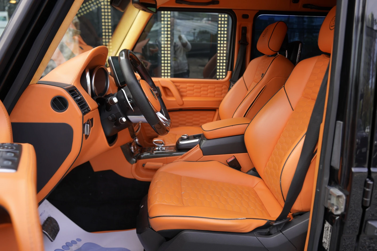 Mercedes-Benz G 63 AMG BRABUS Mod. 2022, снимка 9 - Автомобили и джипове - 55202082