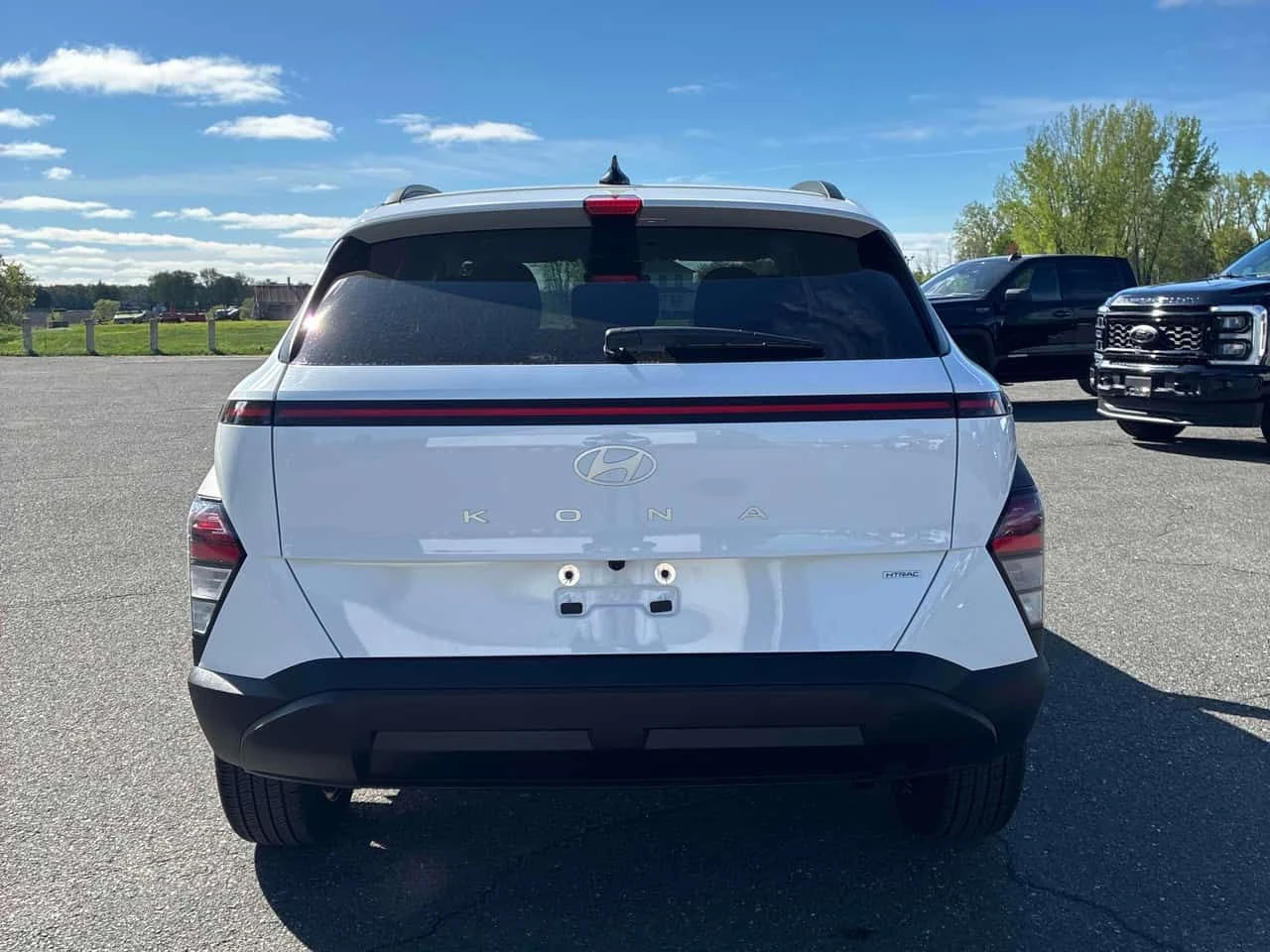 Hyundai Kona * Preferred * CARFAX * ОПЦИЯ ЗА ФИНАНСИРАНЕ, снимка 4 - Автомобили и джипове - 55615466