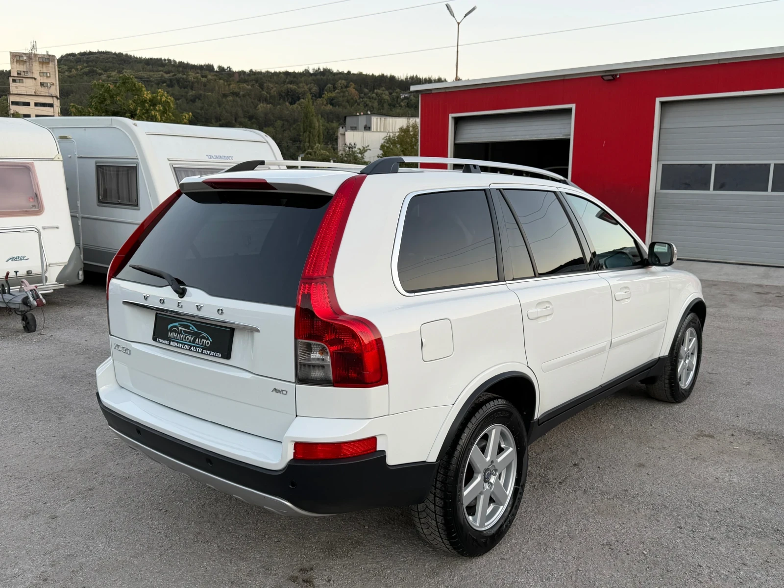 Volvo Xc90 2.4D AVTOMAT/4X4//7МЕСТАКОЖА, снимка 3 - Автомобили и джипове - 55753938