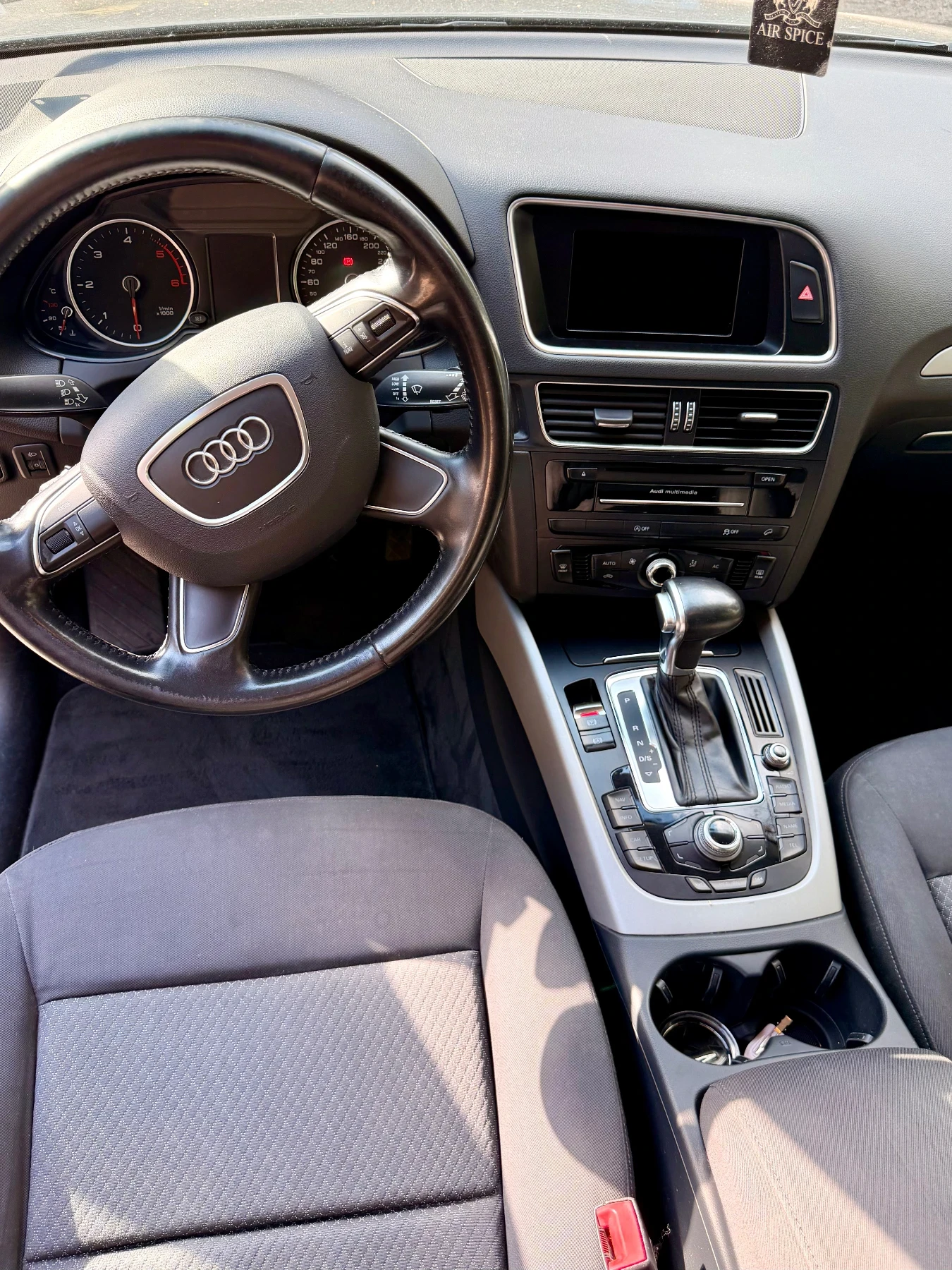 Audi Q5, снимка 13 - Автомобили и джипове - 55970787