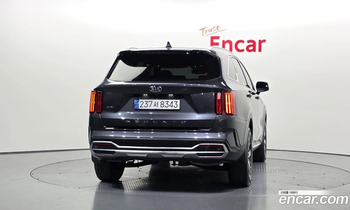 Kia Sorento Diesel 2.2 4WD Prestige, снимка 4 - Автомобили и джипове - 56095943