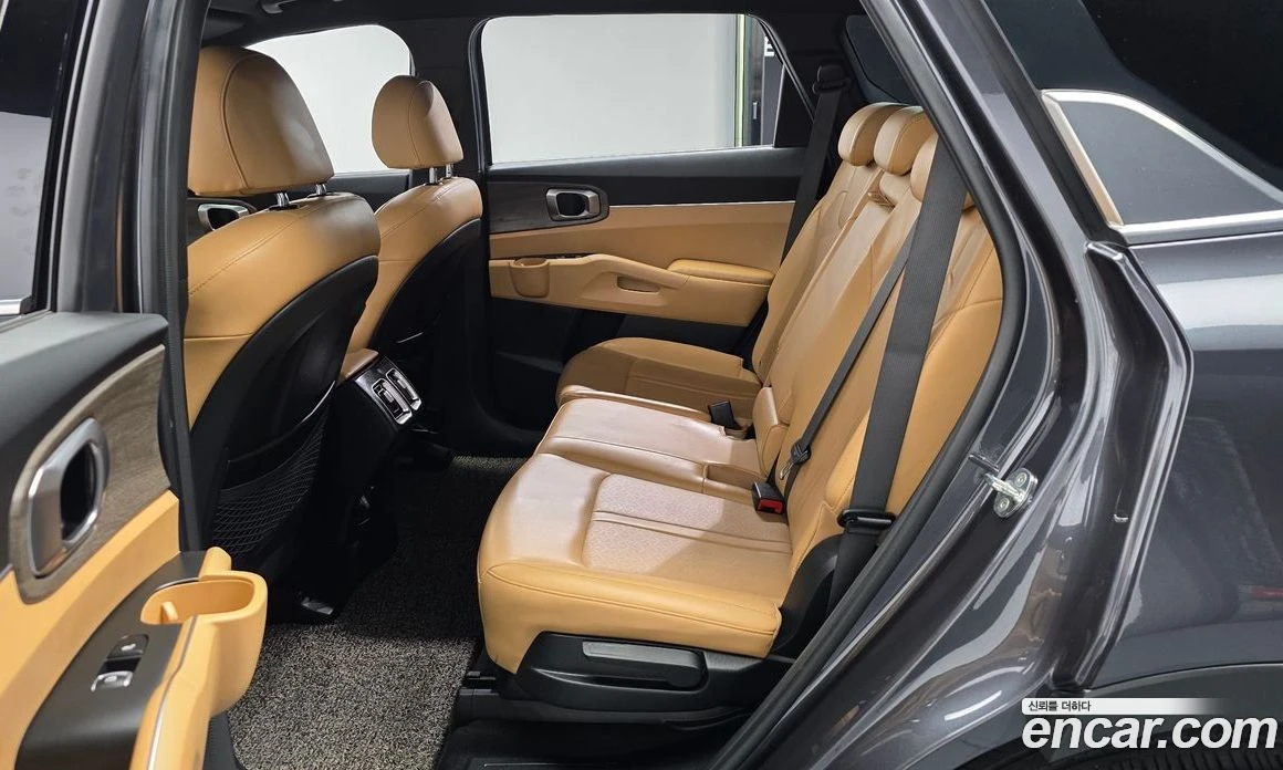 Kia Sorento Diesel 2.2 4WD Prestige, снимка 16 - Автомобили и джипове - 56095943