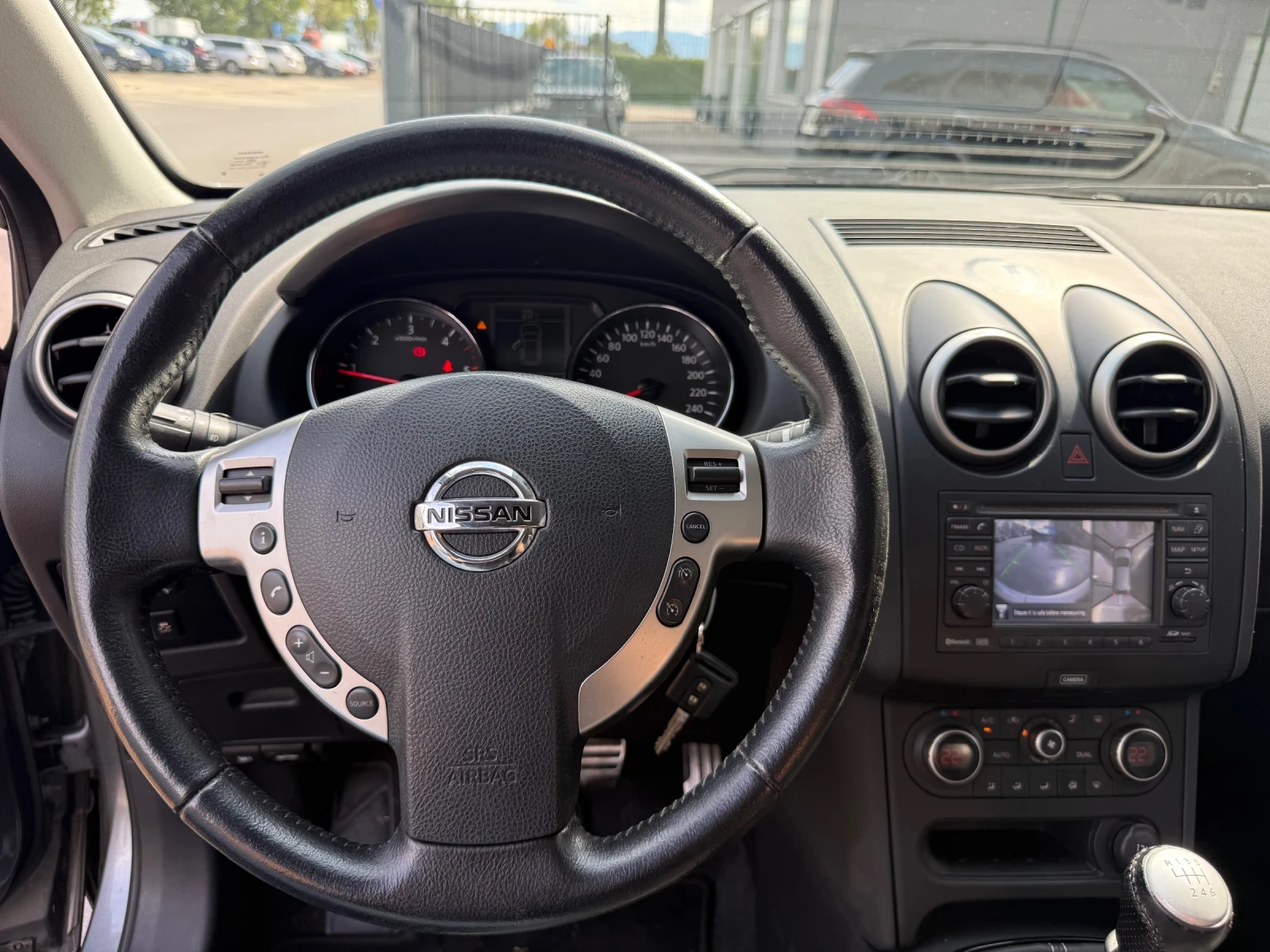 Nissan Qashqai 1.5Dci 6+ 1 панорама 360, снимка 11 - Автомобили и джипове - 56108186