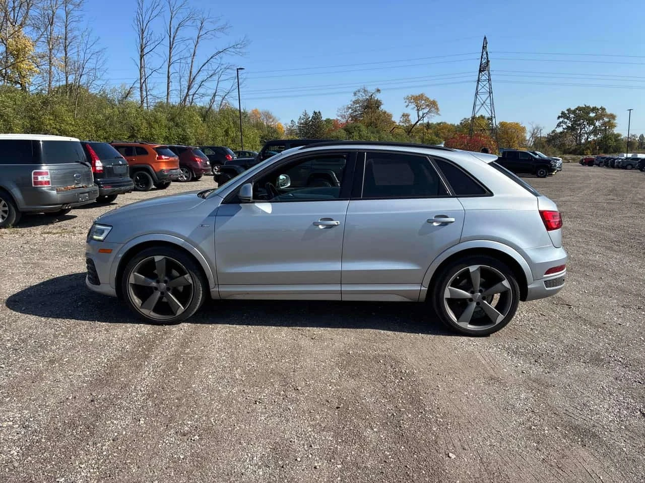 Audi Q3 Technik / Bose / LED / Carfax   | Mobile.bg � ����������� 2