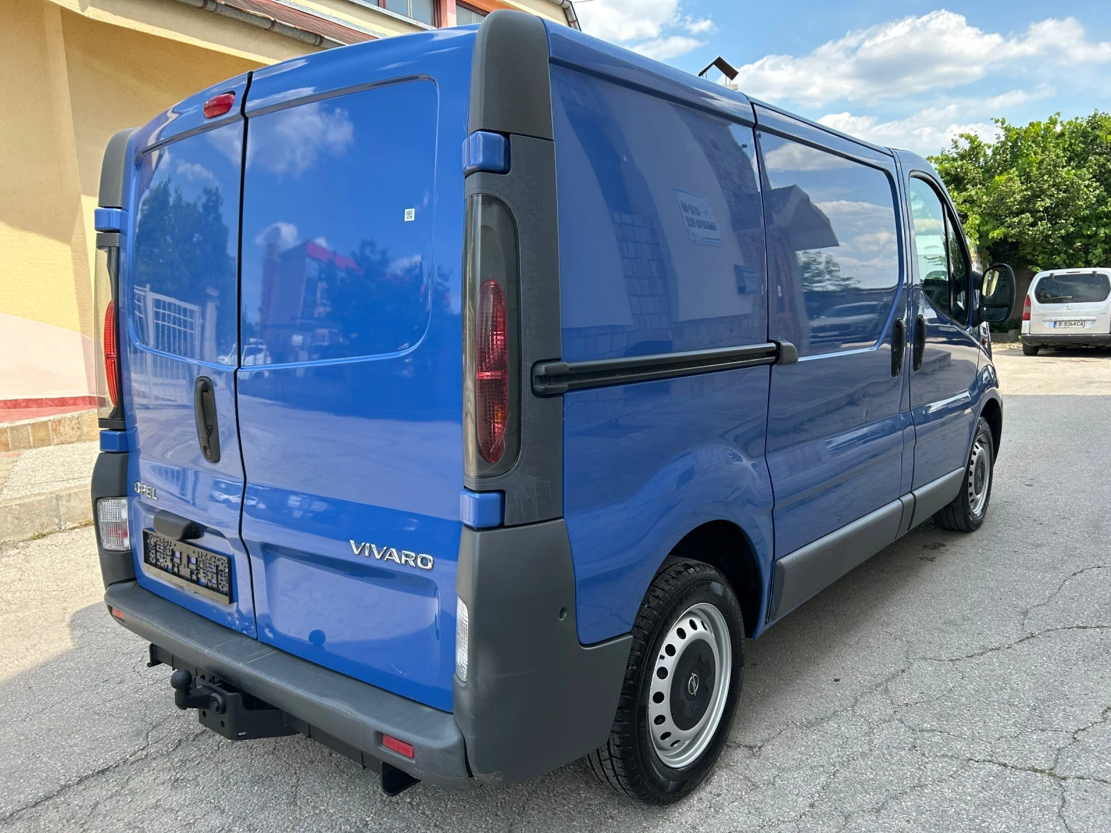 Opel Vivaro 1.9CDTI КЛИМАТИК - изображение 5