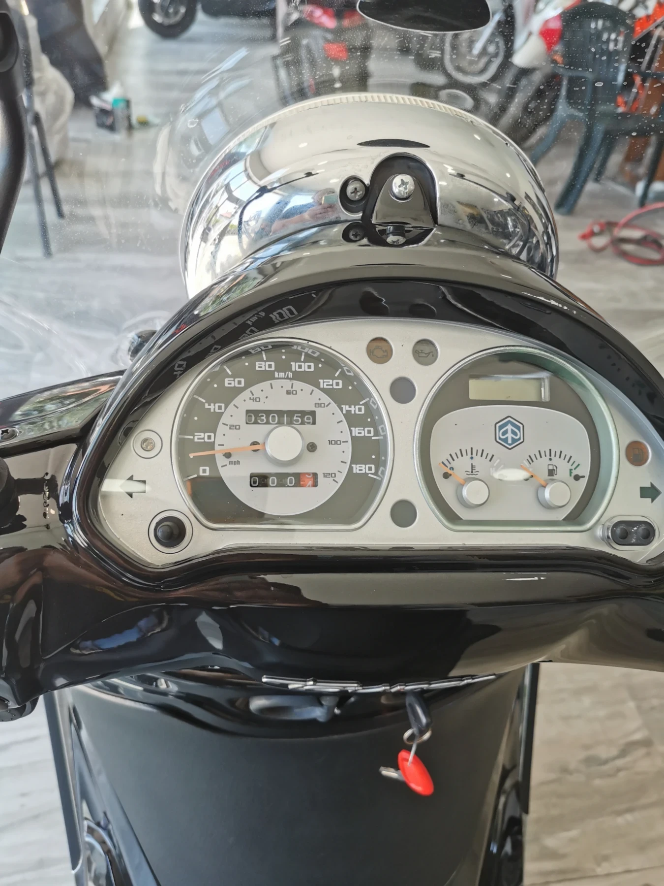 Piaggio Beverly 400i Tourer, снимка 11 - Мотоциклети и мототехника - 55444706