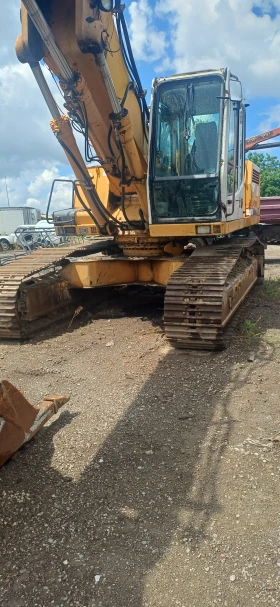 Багер Liebherr 932, снимка 2