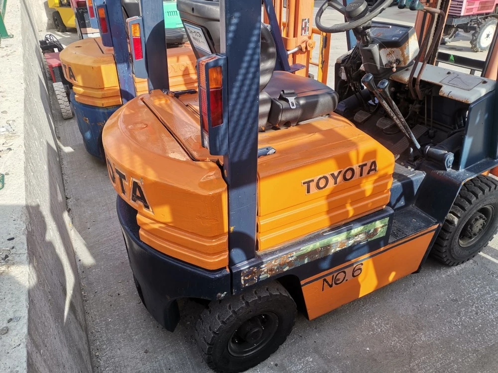  Toyota     | Mobile.bg   8