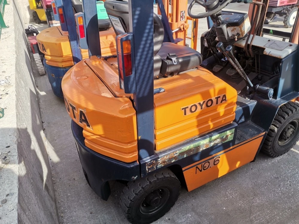  Toyota     | Mobile.bg   7