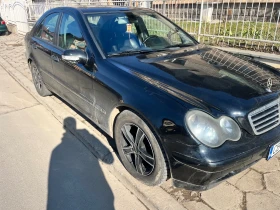 Mercedes-Benz C 200, снимка 3