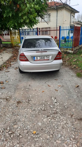 Обява за продажба на Mercedes-Benz C 200 ~5 040 лв. - изображение 3 | Auto.bg Обява за продажба на Mercedes-Benz C 200 ~5 040 лв. - изображение 3