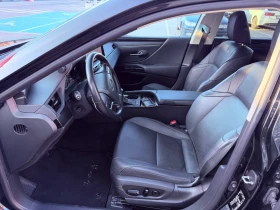 Lexus ES 300 2024 300h - 31000 € / 60630.73 лв. - 73186853 6