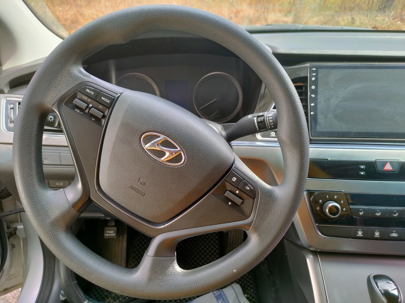 Hyundai Sonata 2.0 LPi, снимка 4 - Автомобили и джипове - 42114893