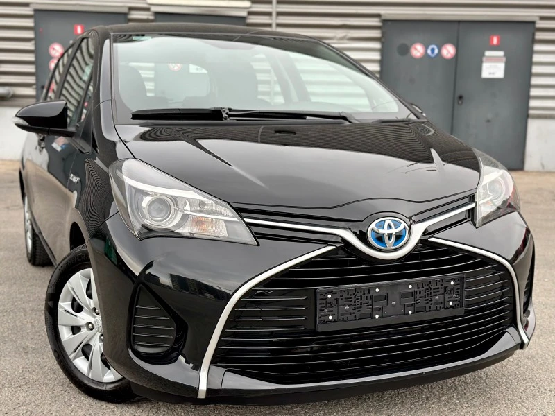 Toyota Yaris 1.5 I HYBRID, снимка 1 - Автомобили и джипове - 42906462