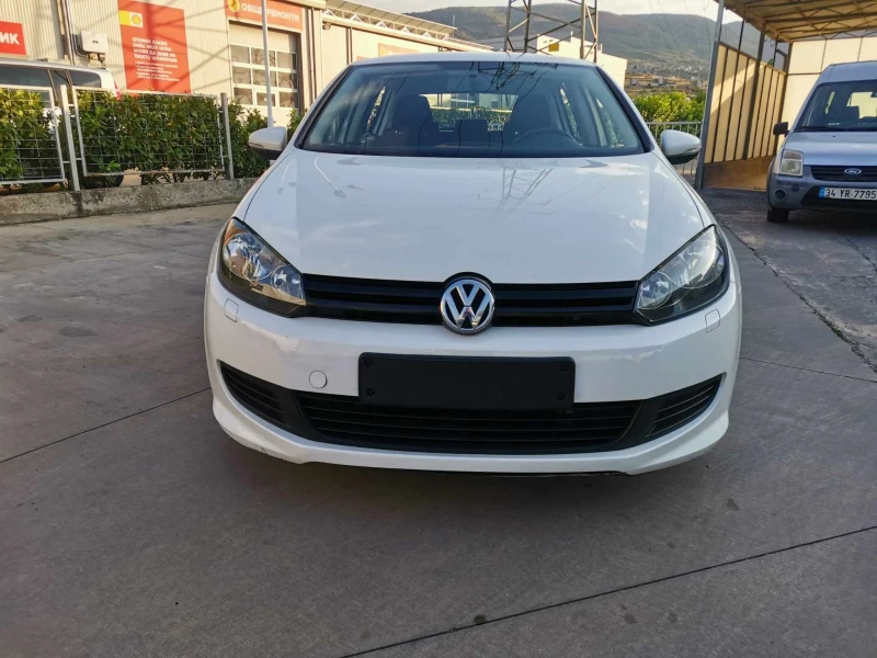 VW Golf 1.6tdi, снимка 2 - Автомобили и джипове - 47384986